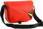 ⁦Vanguard Pampas II 22RD Large Photo Video Shoulder Bag for Small DSLR and Compact System Cameras - Red⁩ - الصورة ⁦3⁩